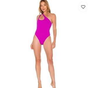 Phoebe One PieceL*SPACE